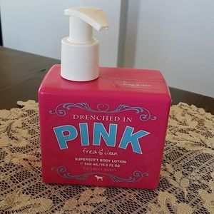 Pink lotion, fresh and clean scent